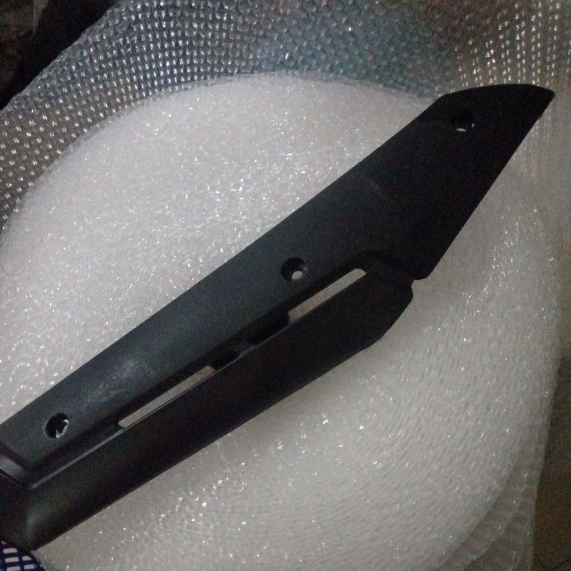 Cover Tutup Tameng Knalpot Yamaha VIXION NEW NVA NVL Pelindung Kenalpot