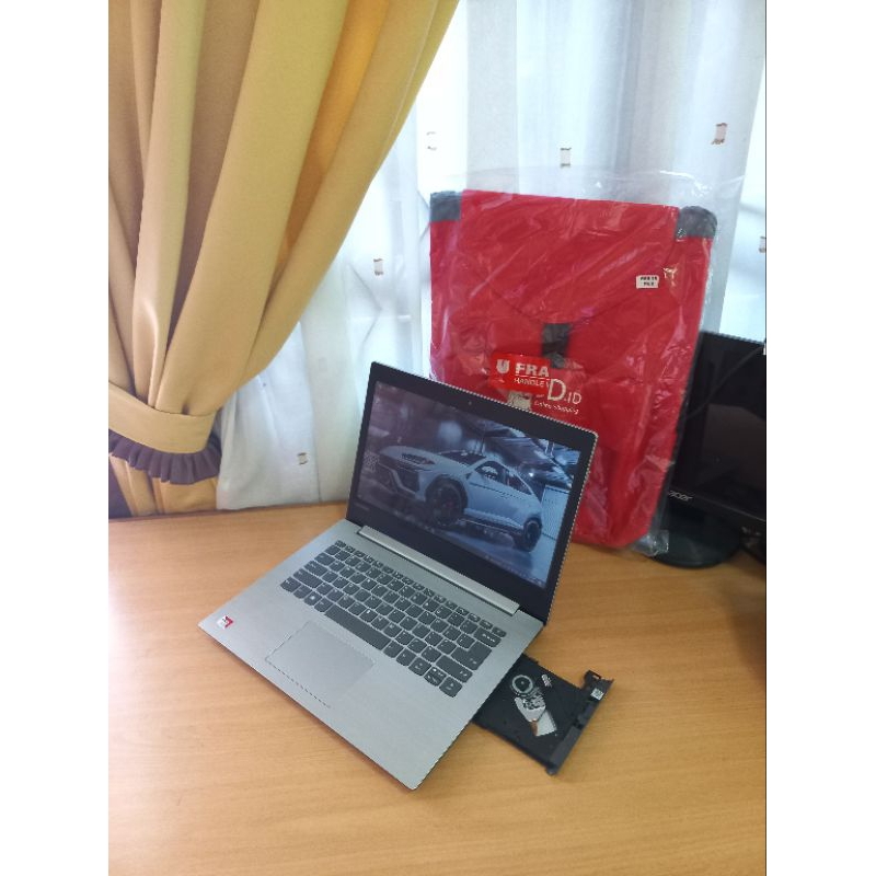 Lenovo Ideapad 330 Amd A9 - 9425 ~ 3.1GHz Ram 4 GBHDD 1000 GBAmd Radeon R5 Mulus Like New Laptop Bek