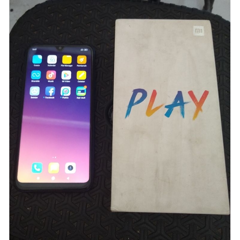 Xiaomi Mi play 4/64gb