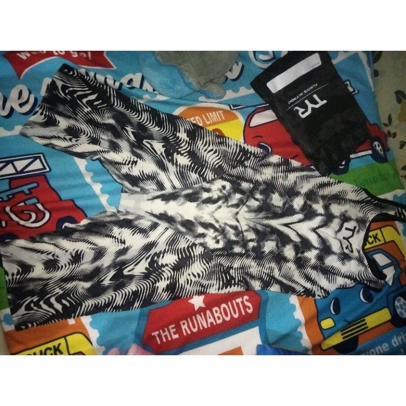 FASTSKIN TYR VENZO WARNA PUTIH SIZE 24