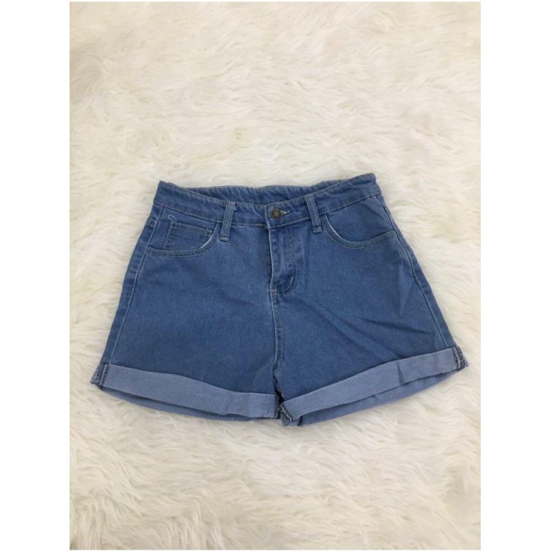 Celana pendek jeans bkk