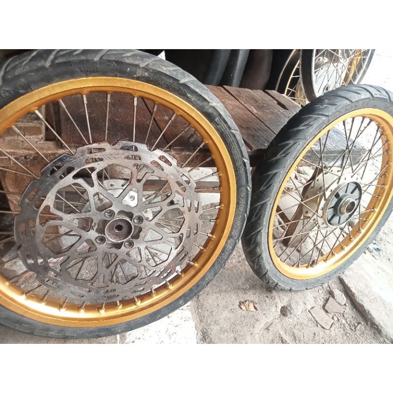 VELG VELEK KOMET FARIASI SUZUKI SATRIA FU PNP SHOGUN SP 125.KONDISI SECOND COPOTAN