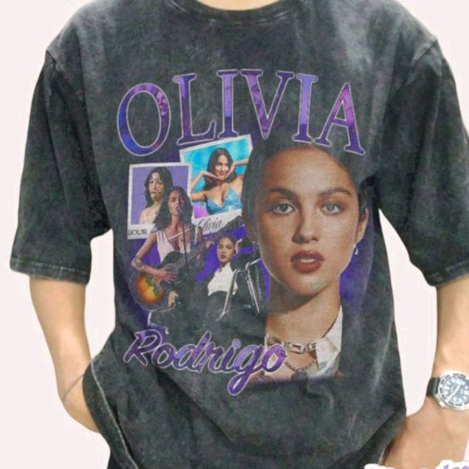 Olivia Rodrigo Vintage Wash Rap Tee Shirt/Kaos Olivia Rodrigo Vintage Style Unisex Oversize/Kaos Mus