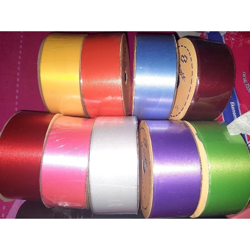 

PAKET 5 ROLL PITA KADO 4CM HIASAN PARCEL BAHAN KERTAS