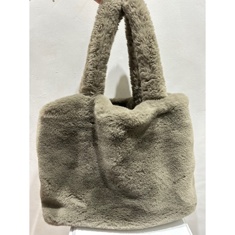 Preloved Tas full bulu HnM