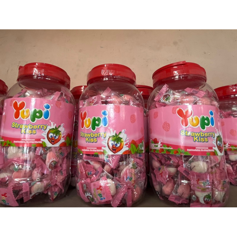 

yupi hati toplesan