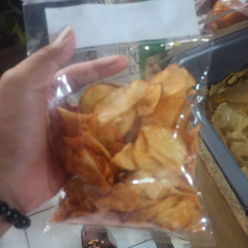 

Snack singkong rasa jagung pedas