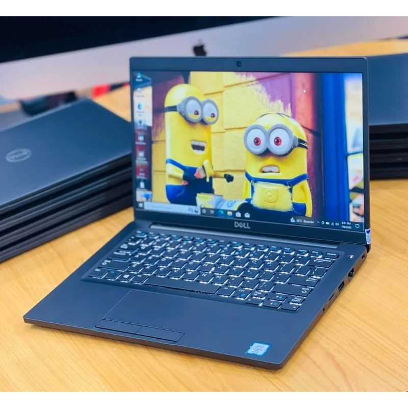 laptop dell latitude 7390 core i7 gen8.murah meriah