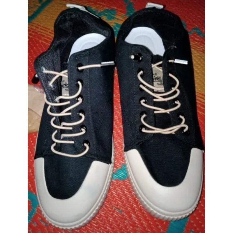 SEPATU SNEAKER PRIA MURAH BERKUALITAS TRUEDO VENRON