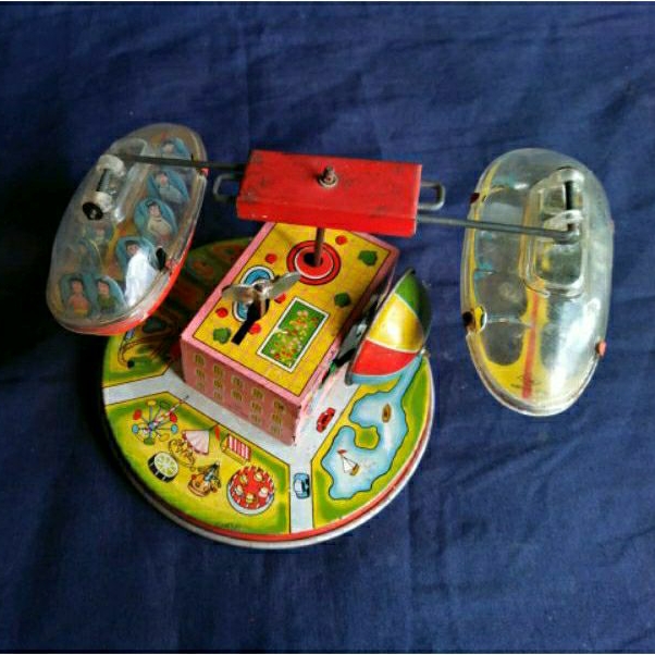 Tintoys Carousel 1