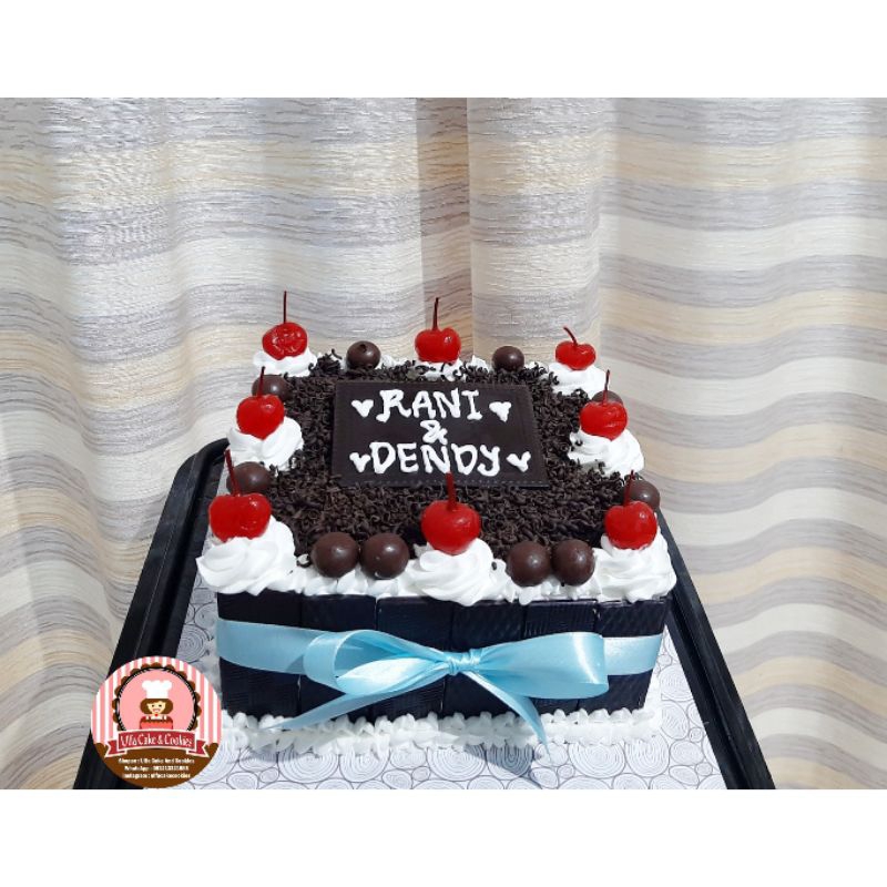 

Birthday Cake / Blackforest Cake / Kue Blackforest / kue cokelat / kue Ulang Tahun / Kue Ultah