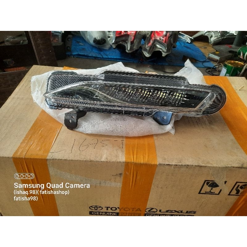 DRL TOYOTA NEW YARIS LED LAMPU KABUT YARIS KIRI ORIGINAL 2017 2018 2019