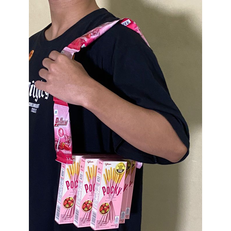 

Snack Bentuk Tas Hits Murah Bandung