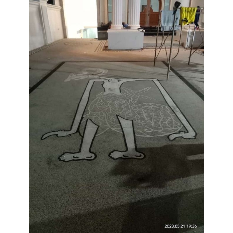 LANTAI GARASI BATU SIKAT BATU ALAM