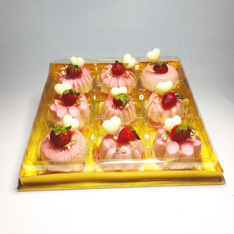 

Strawberry milky puding