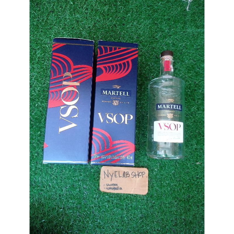 botol whiskey bekas martel vsop isi kosong lengkap dengan box untuk pajangan