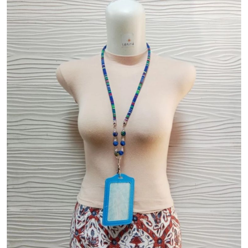 

LAMITA Lanyard Id Card Etnik Tali Tenun Bola Batik Dominan Biru Tua