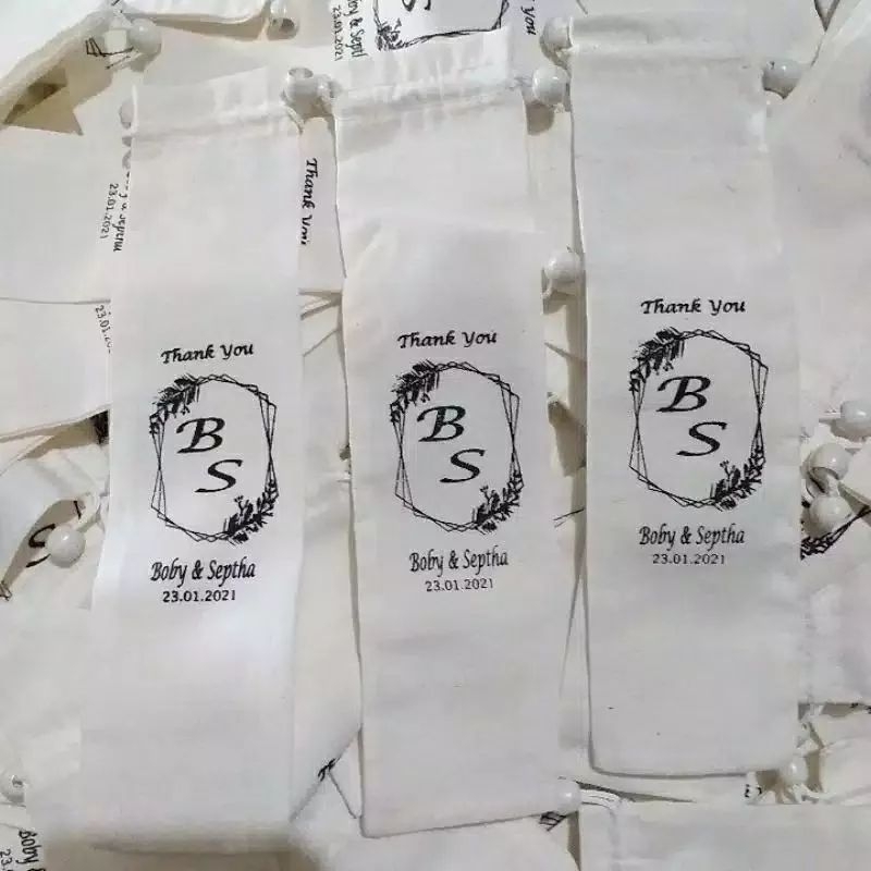 souvenir pouch blacu sendok garpu sumpit custom sablon SOUVENIR PERNIKAHAN