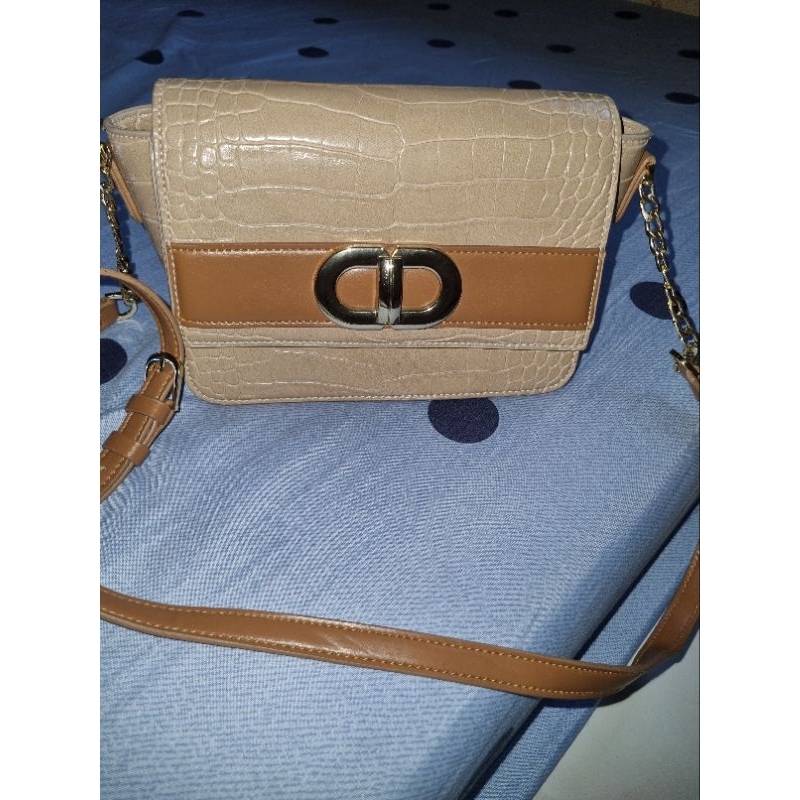 sling bag Les Catino preloved