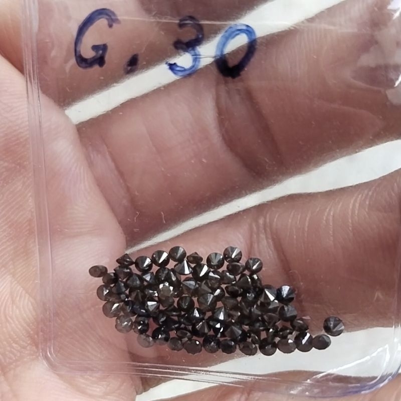natural black diamond - berlian hitam asli tabur ukuran 0,03 ct (gugur 30)