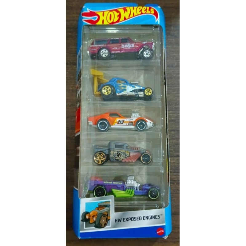 Hot wheels HW exposed Engines isi 5 mobil
