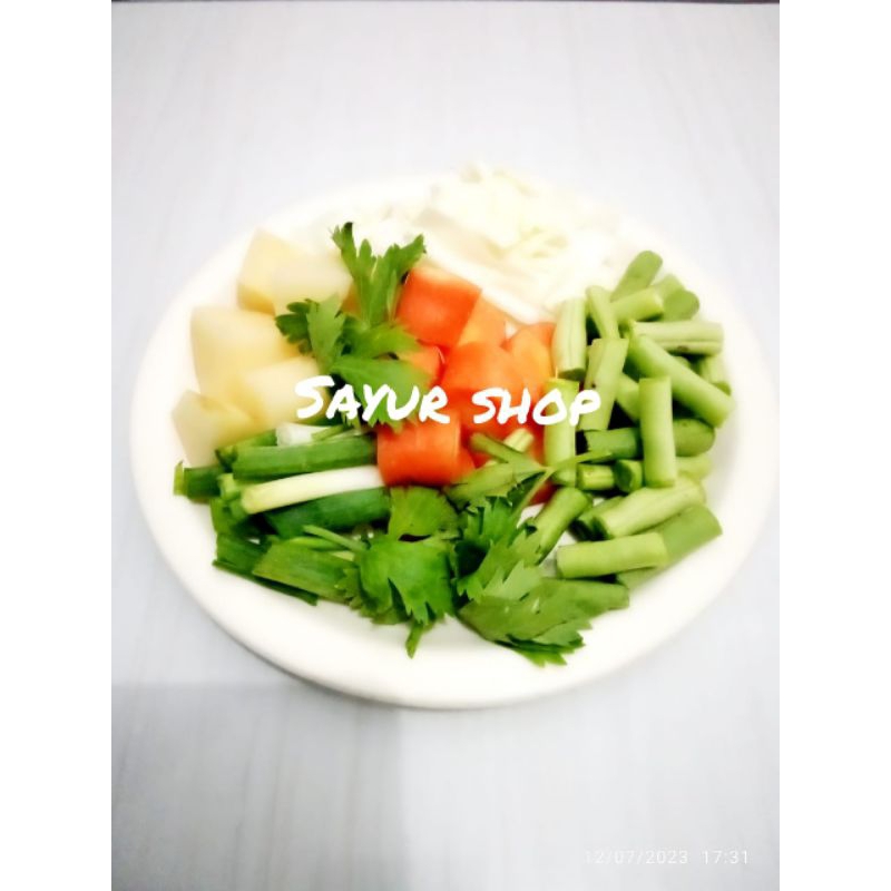 

sayur sop instan