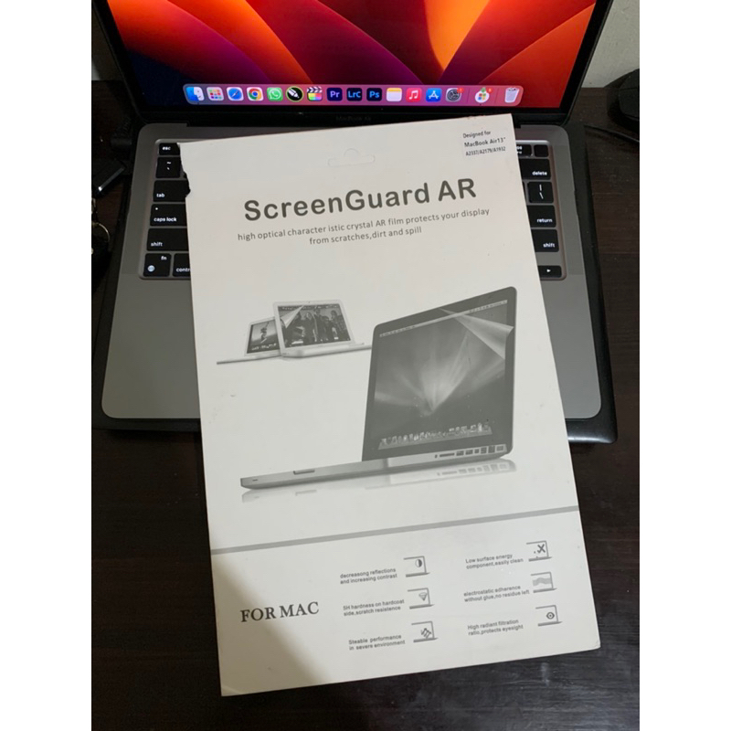 Screen Protector ANTI GORES MACBOOK NEW AIR M1 2020 NEW