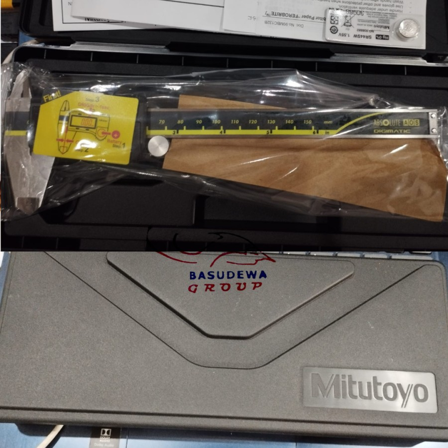 MITUTOYO DIGITAL CALIPER 6" 500-196-30 / SKETMAT DIGITAL 6" ORIGINAL