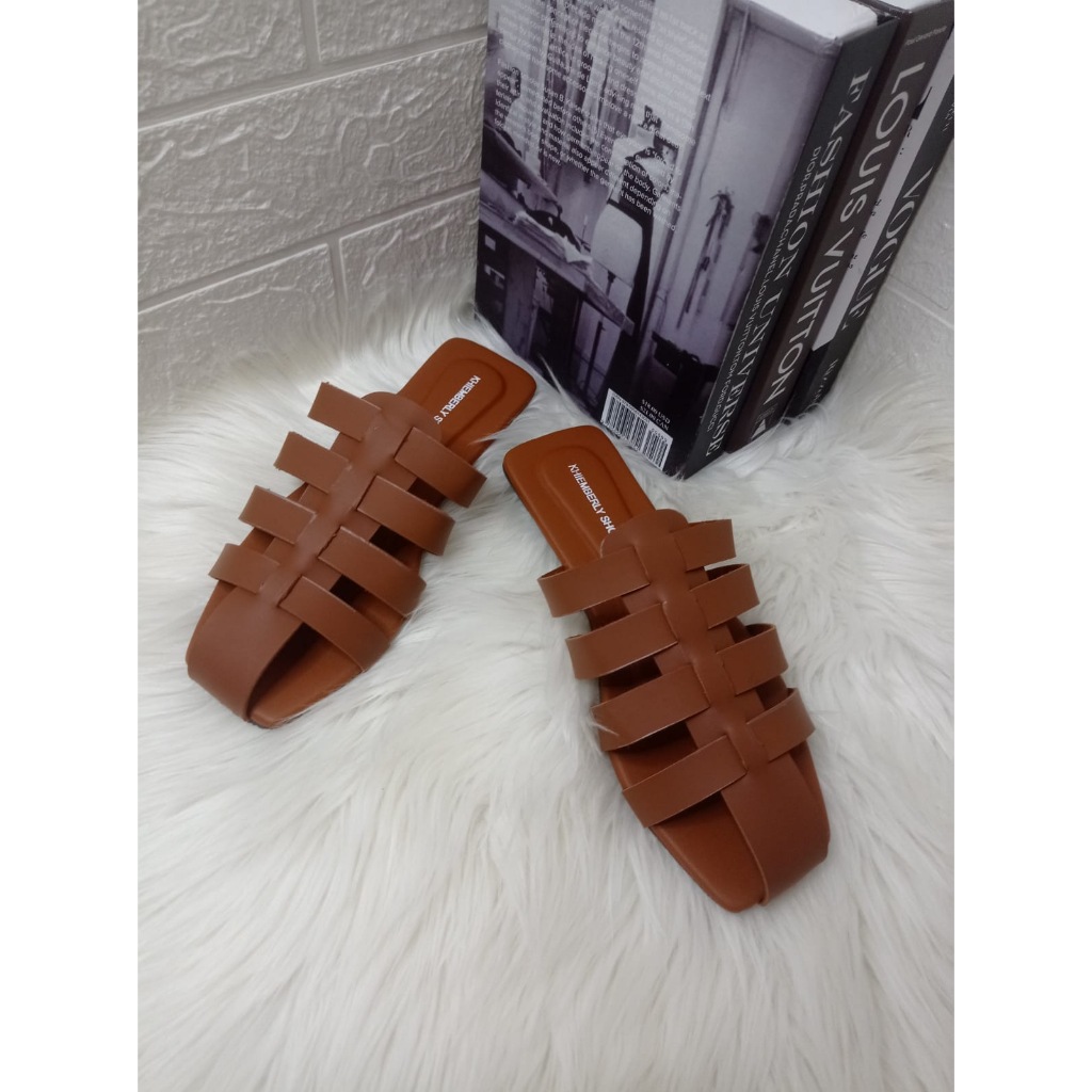 SANDAL WANITA SLOP KRONJO TALI YD-04