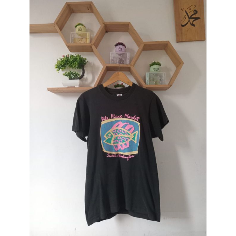 kaos second branded vintage