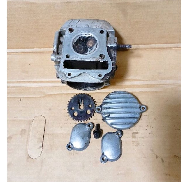 head kop Supra x 125 fi helm in deksel het hed