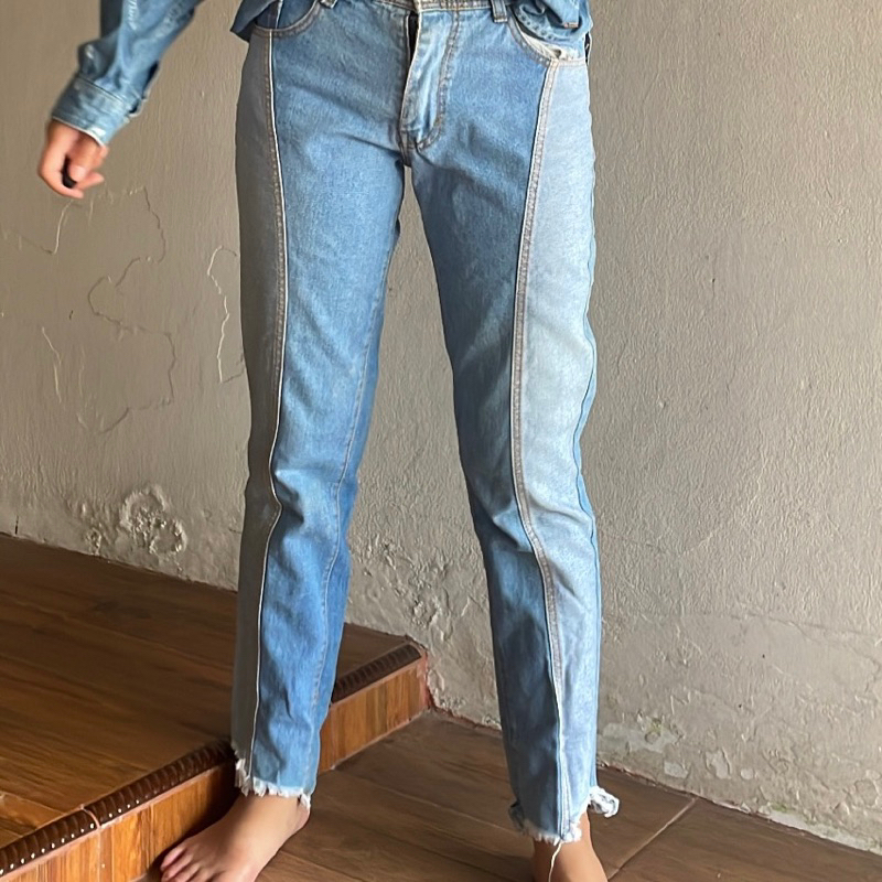 [PRELOVED] Celana Jeans Panjang Dua Warna Wanita Uk 29