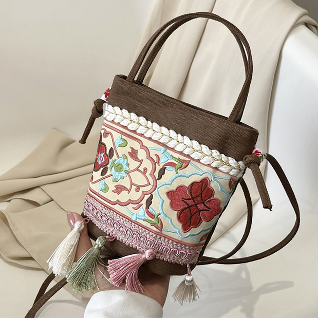 Minimalist Floral Elegant Slingbag Women 10231