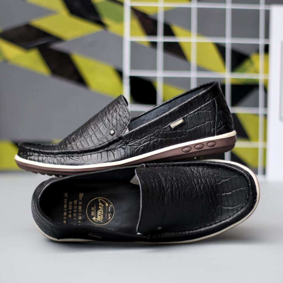Sepatu Formal Loafers Kulit Asli Kerja Pria