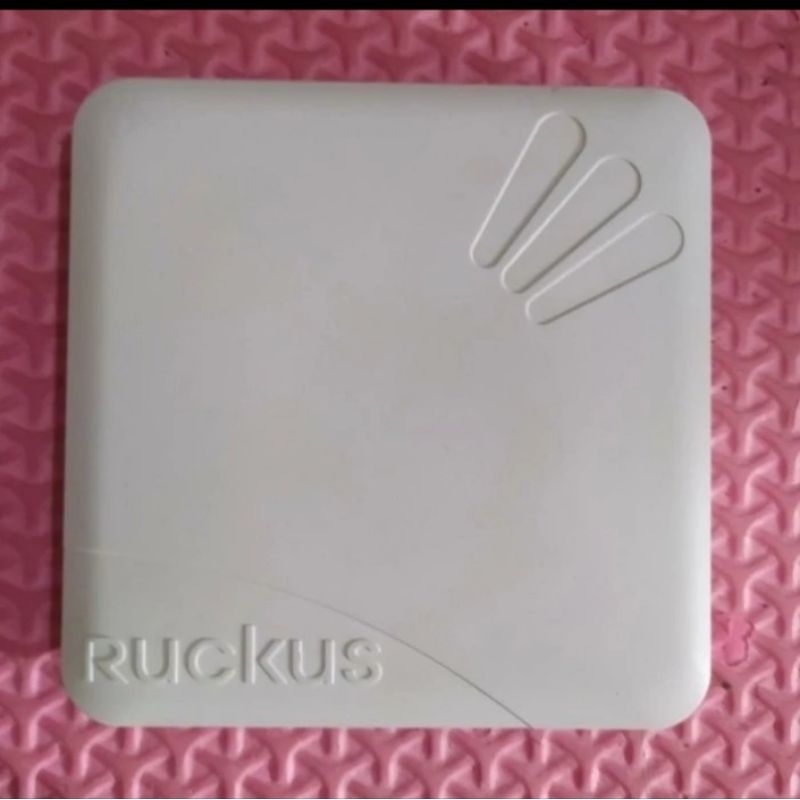 Ruckus 7321 Wireless Hotspot WiFi Router