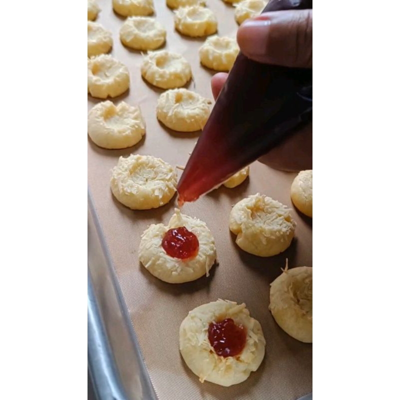 

KUE KERING SELAI - COOKIES THUMBPRINT TOPLES 500 GR