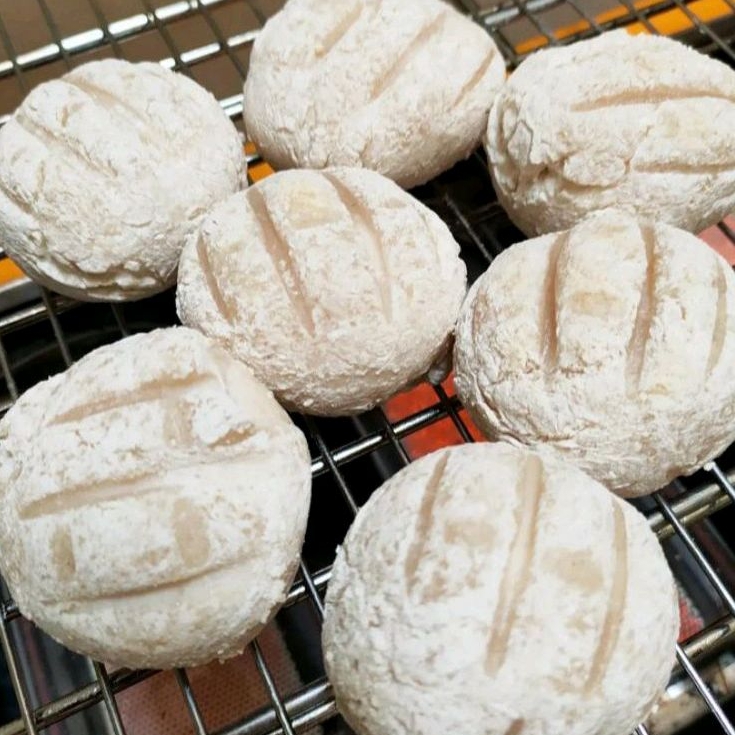 

PEMPEK PANGGANG 10PCS FREE CUKA PEMPEK ASLI PALEMBANG