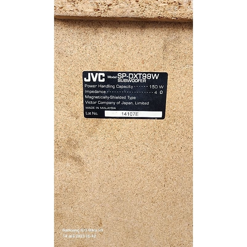 sepasang speaker pasif JVC 8" gawan JVC 12000watt