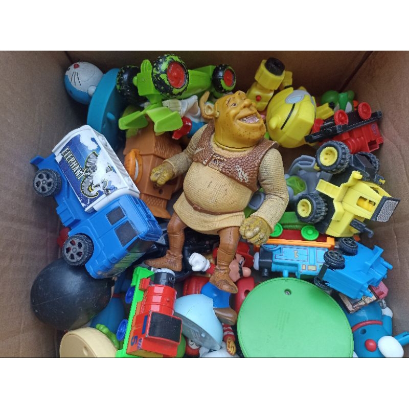 Mainan Kfc Mainan Mcd Happy Meals Thomas Tayo Toy story Sherk Anak Bekas Random 95%Bersih