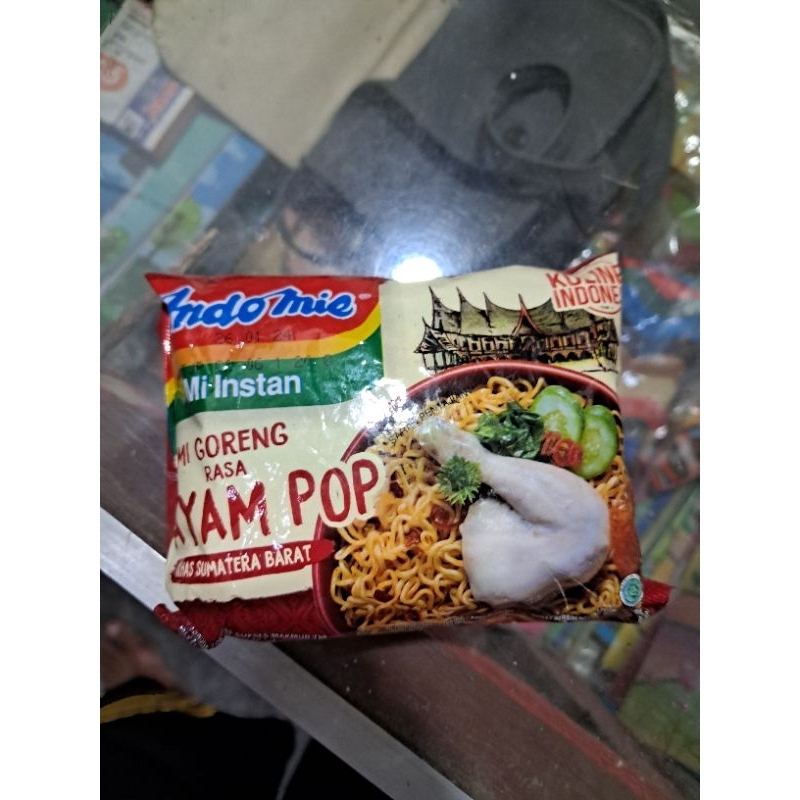 

indomie goreng ayampop