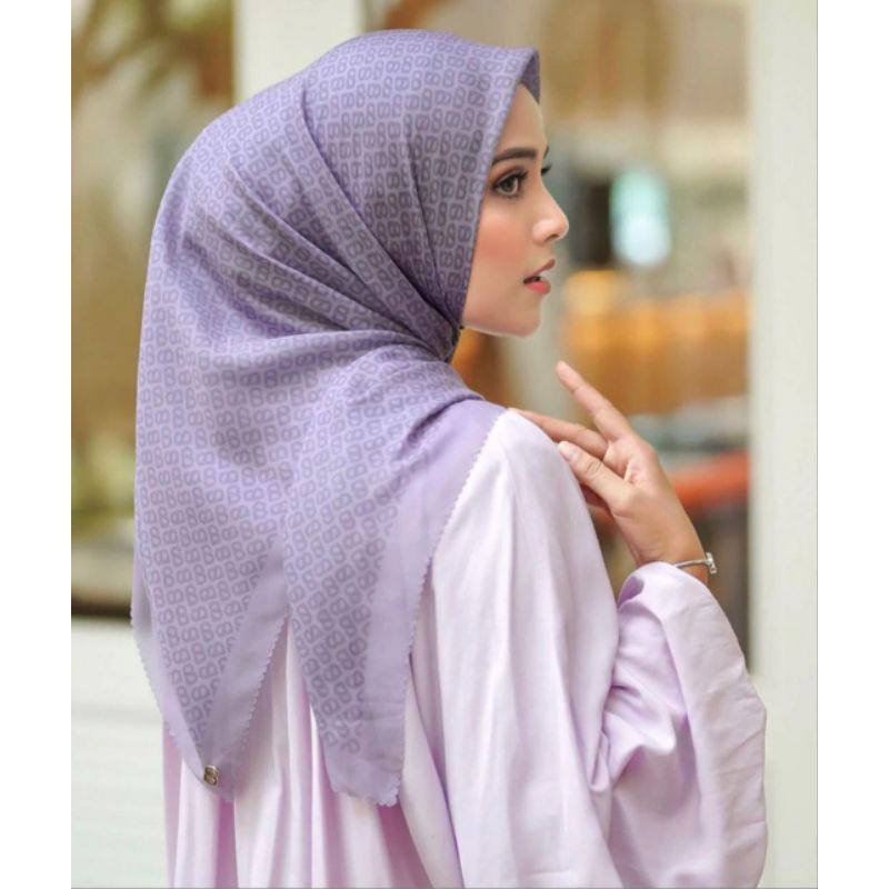 Preloved buttonscarves tapis voal