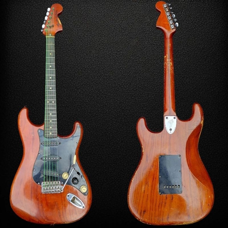 Guitar - Fender Stratocaster (Original) made in USA 1974