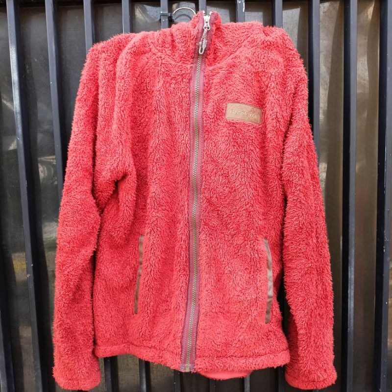 [PRELOVED] BLACK YAK JAKET/ JAKET BULUBULU/ BLACKYAK HOODIE