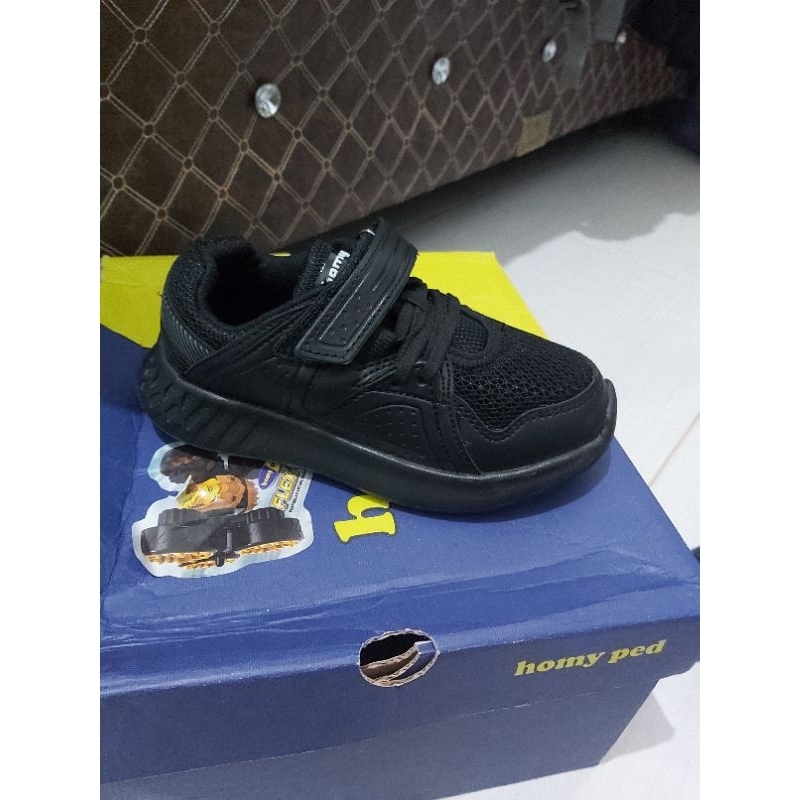 Sepatu Homyped Lucio 01 Hitam