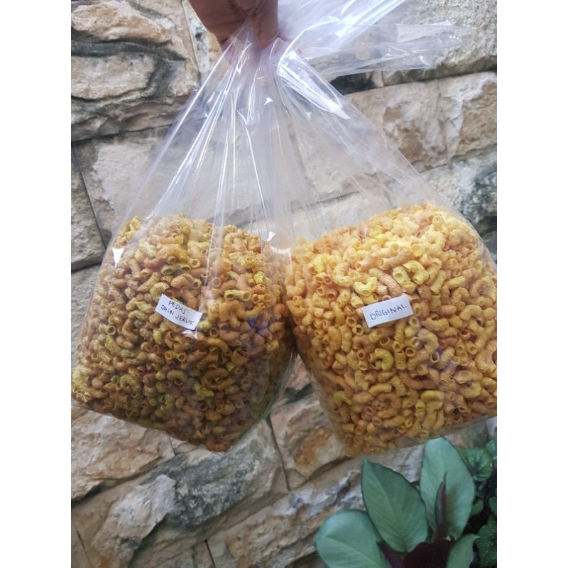 

MAKARONI BANTET KILOAN