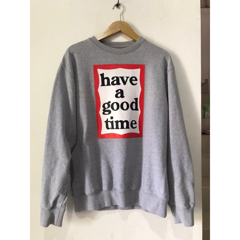 CREWNECK HAGT GOOD CONDITION