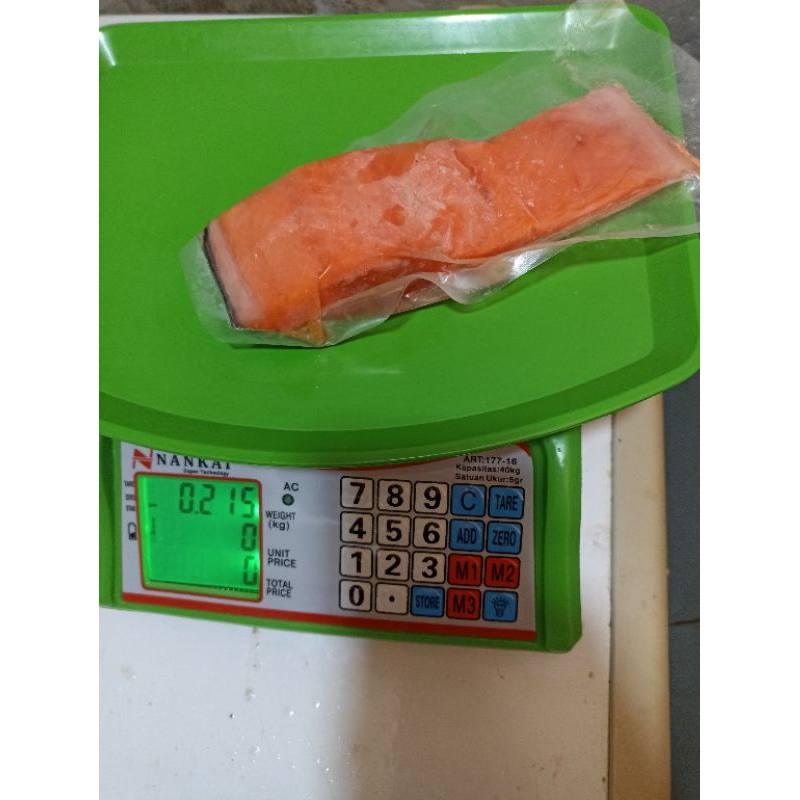 

salmon forsen Norwegia 200 gram