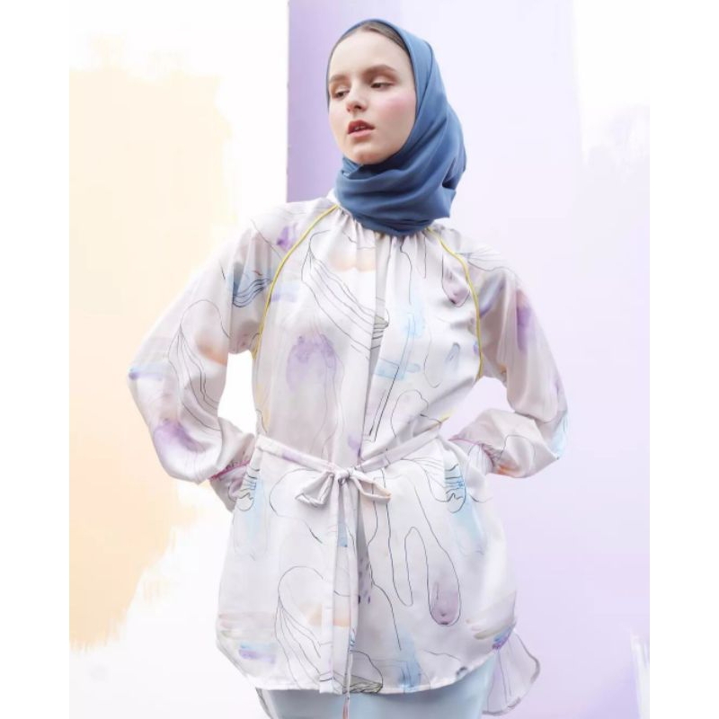 Preloved Aleza Label viona top