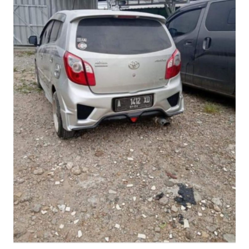 bemper blakang toyota agya old