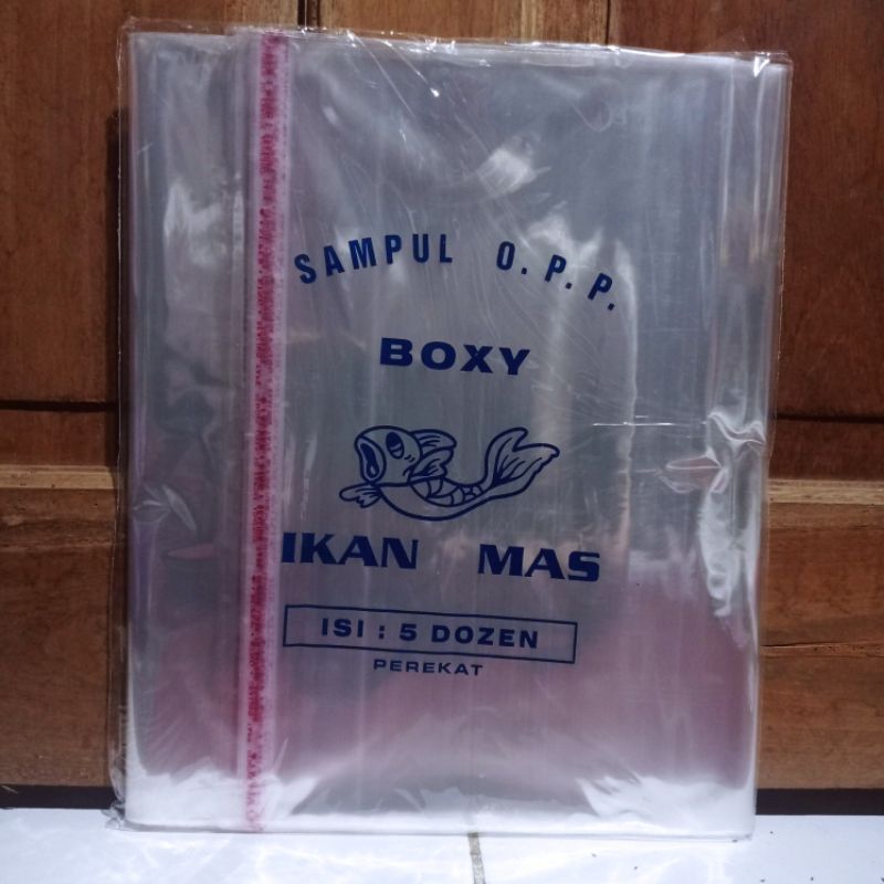 

60 Lembar Sampul Buku Plastik OPP Boxy Perekat Merek Ikan Mas